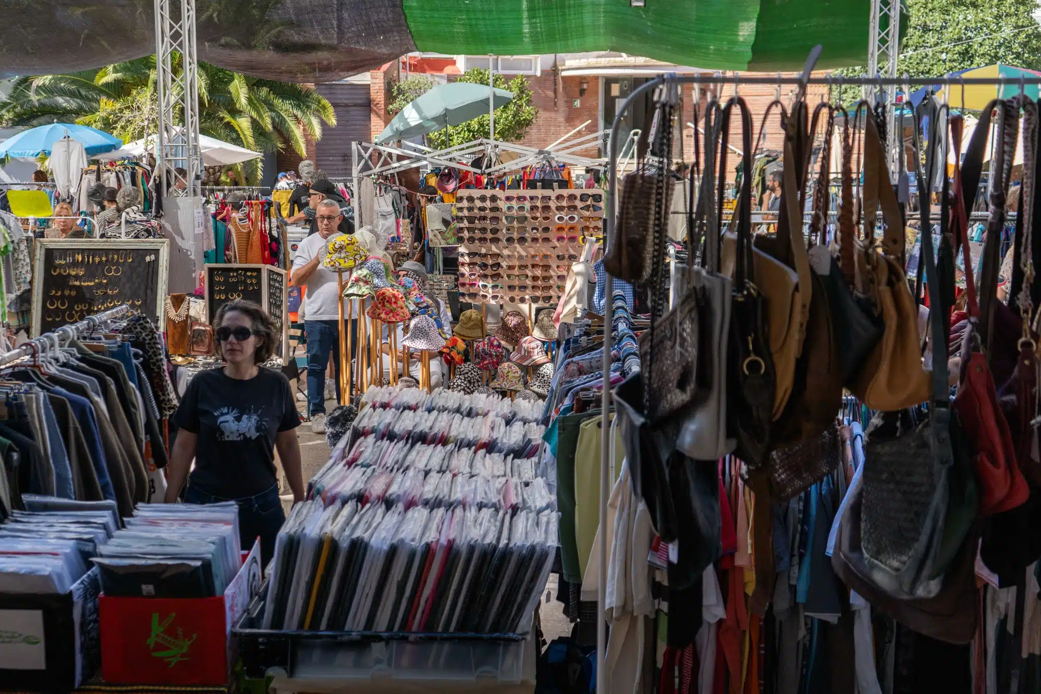 Sitges Flea