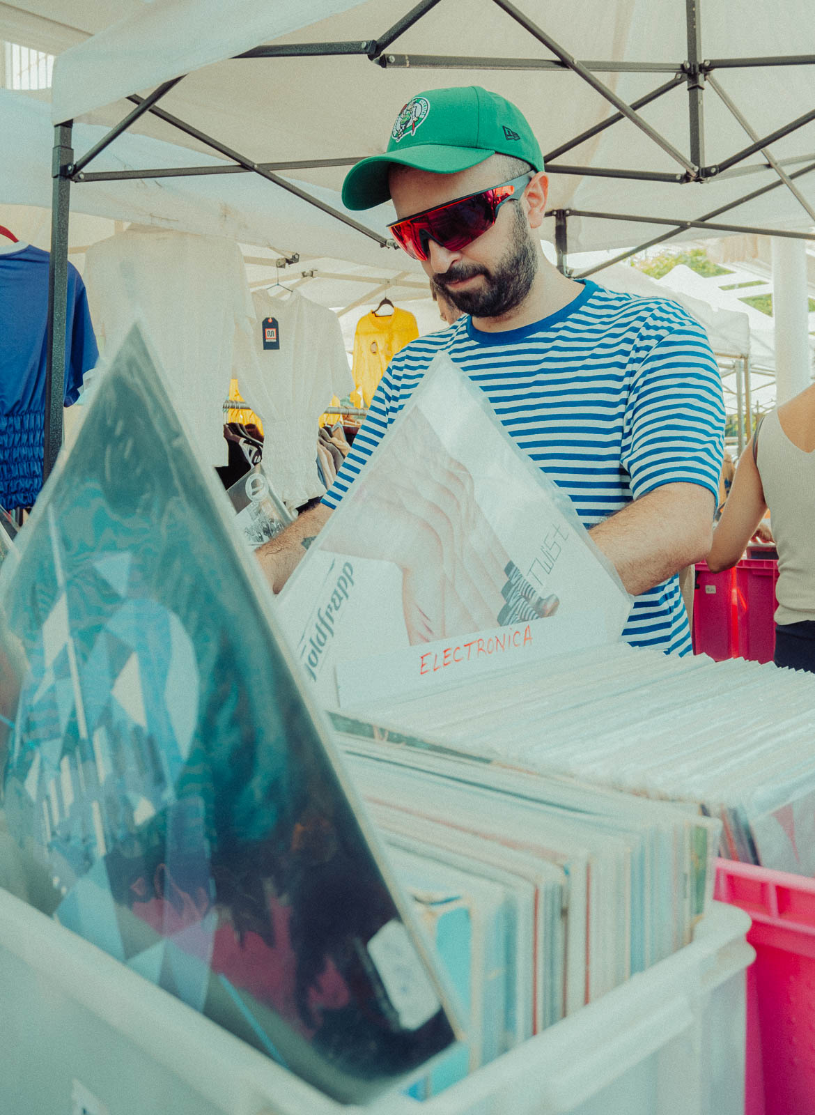 Port Flea 09.08 Photos-157